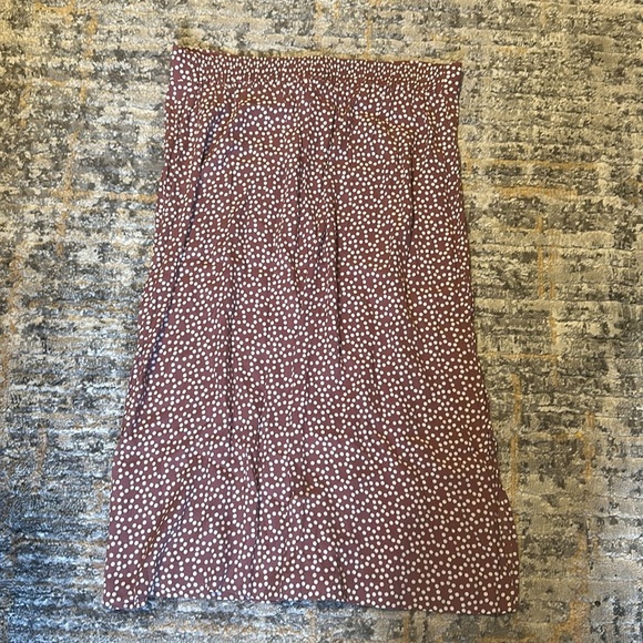 NWT Express Skirt - Picture 3 of 5